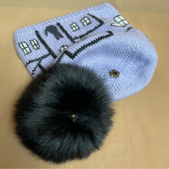 Handmade knit wool hat with houses and real fox detachable pompom